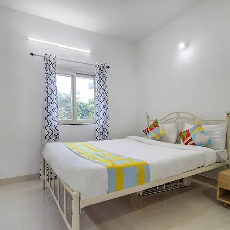 Hotel O Muktesh Chandra